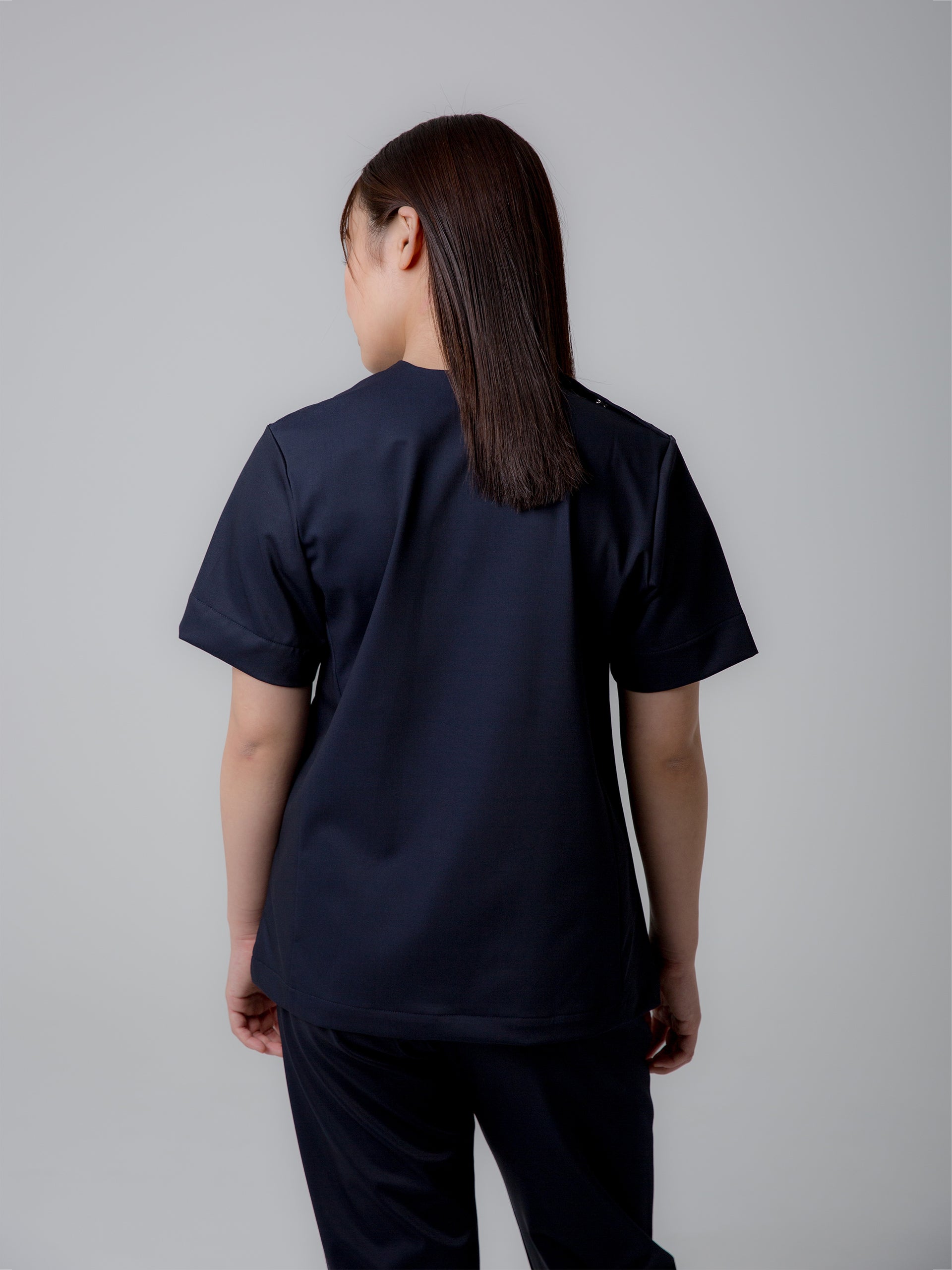 TOPS - WOMEN'S | NAVY